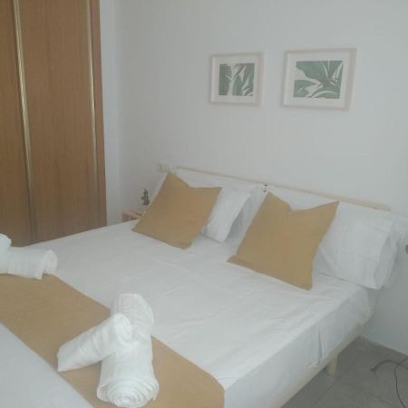 Love Rent4 Malaga Spiteri Екстериор снимка